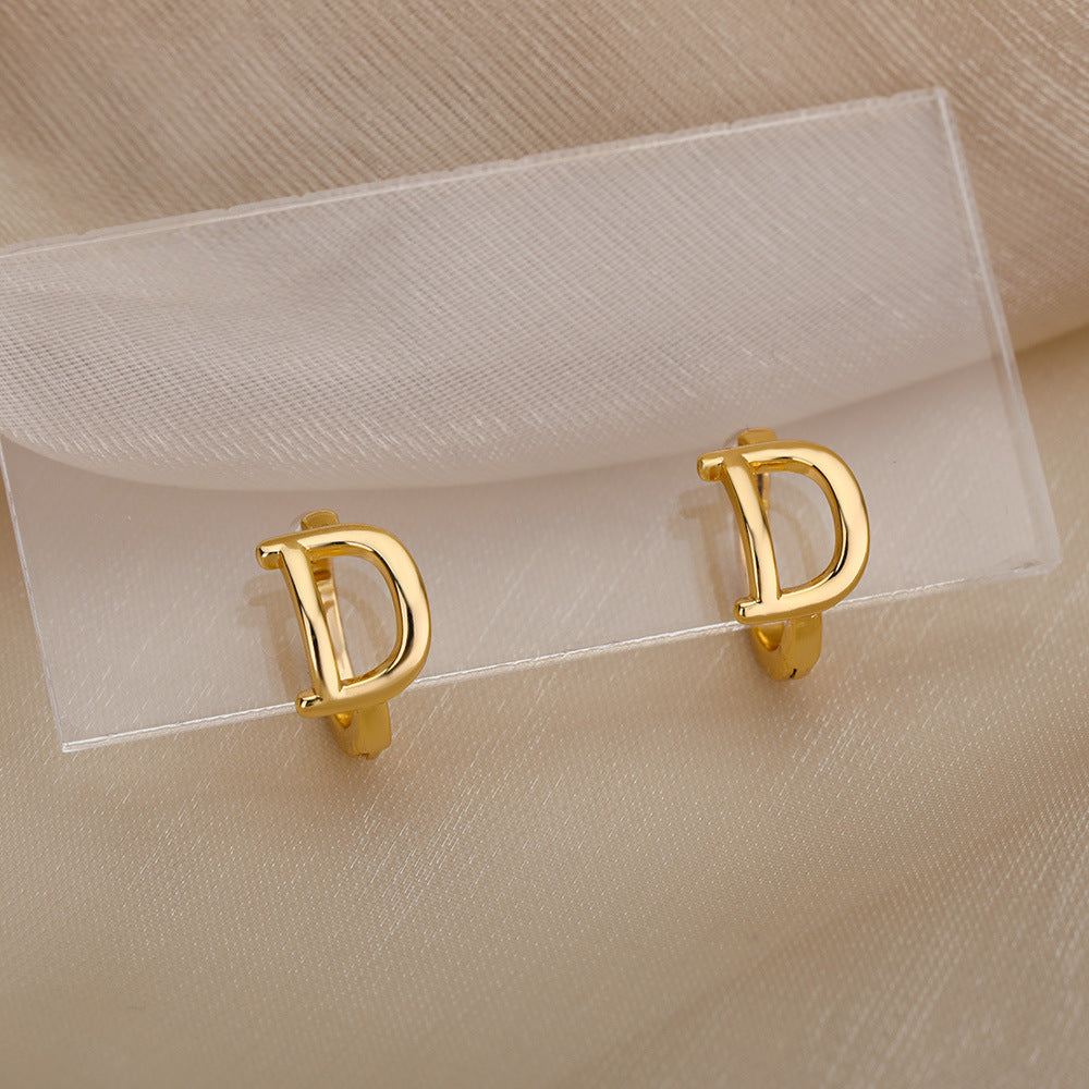 Initiale Stud Collection
