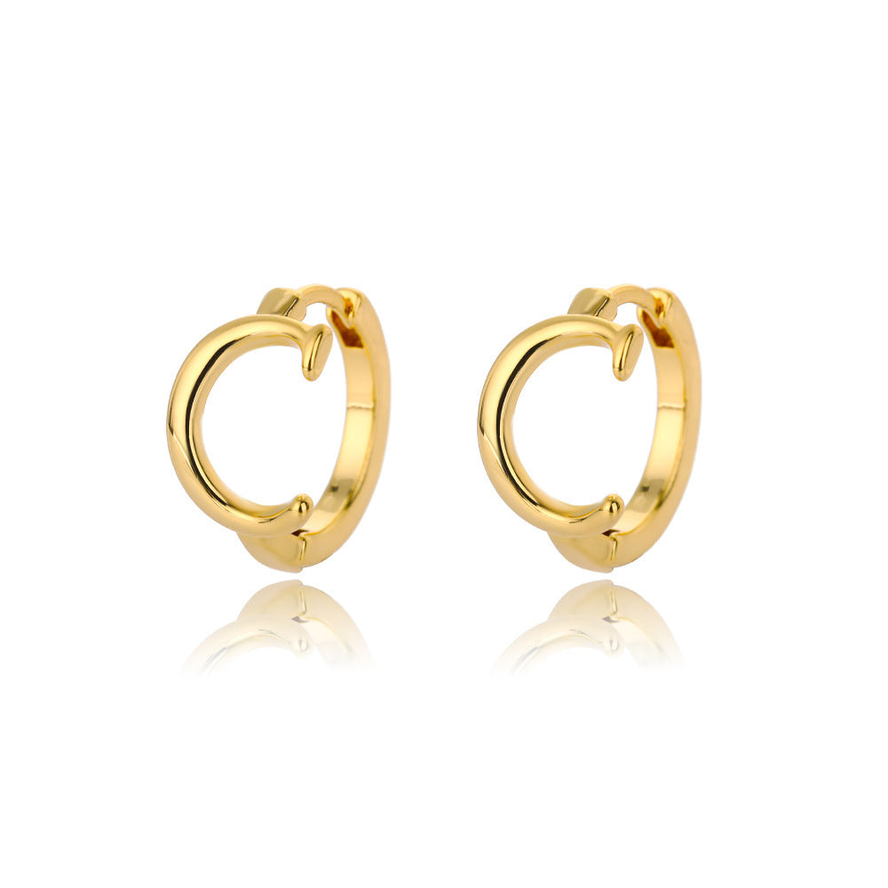 Initiale Stud Collection